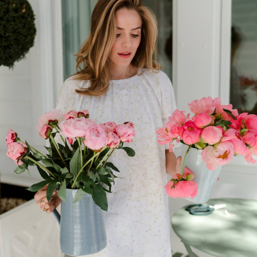 Lake Pajamas x Julia Berolzheimer Poplin Gathered Sleeve Dress in Spring Vine M